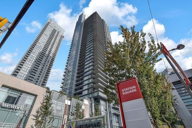 2711 - 6098 Station Street, Condo with 1 bedrooms, 0 bathrooms and 1 parking in Burnaby BC | Image 2