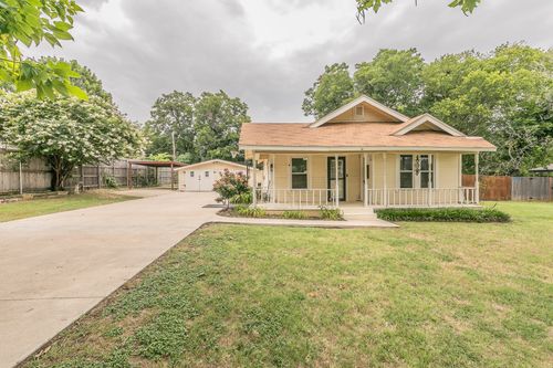 4206 Shorewood Dr, Arlington, TX, 76016-5039 | Card Image