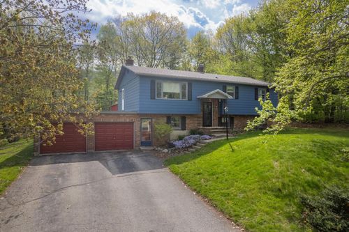 180 David Rd, Rutland, VT, 05701-9152 | Card Image
