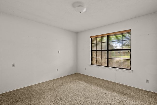 Unfurnished room featuring carpet flooring | Image 18