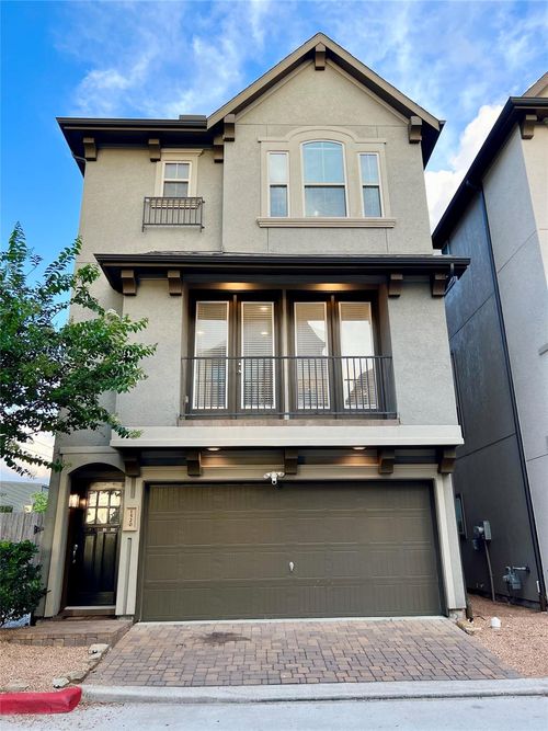 1520 Grayson Oaks Pl, Houston, TX, 77043-7011 | Card Image