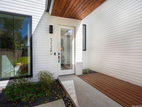 a-512 Sacramento Dr, Austin, TX, 78704-6345 | Card Image