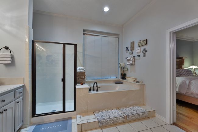 2100 Rheims Dr, House other with 4 bedrooms, 4 bathrooms and null parking in Carrollton TX | Image 14