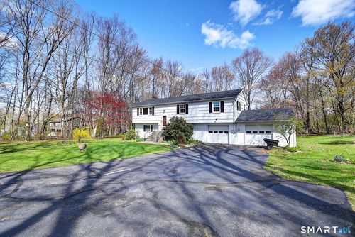 100 New Rd, Tolland, CT, 06084-3729 | Card Image