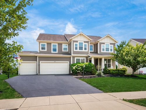 2507 Triple Crown Xing, Powell, OH, 43065-8070 | Card Image