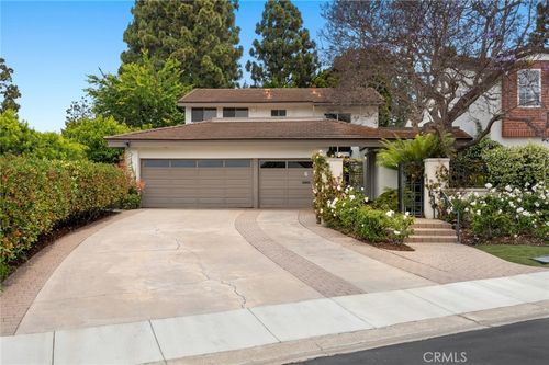 6 Rue Marseille, Newport Beach, CA, 92660-5907 | Card Image