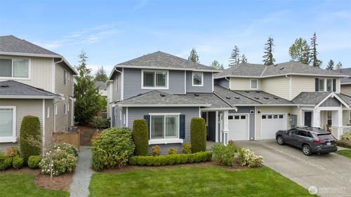 86-11261 241st Pl Ne, Redmond, WA, 98053-5786 | Card Image