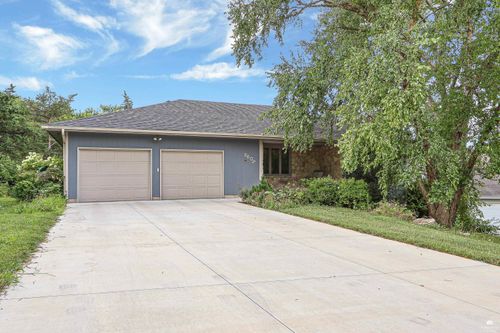 3605 Monarch Circle, Manhattan, KS, 66503 | Card Image