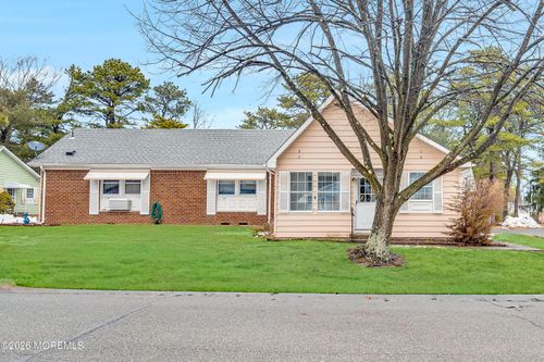 8B Flintlock Ln, Whiting, NJ, 08759-1859 | Card Image