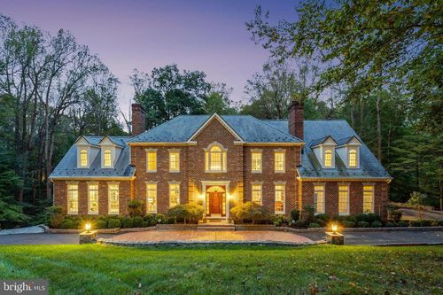 10112 High Hill Ct, GREAT FALLS, VA, 22066-3541 | Card Image
