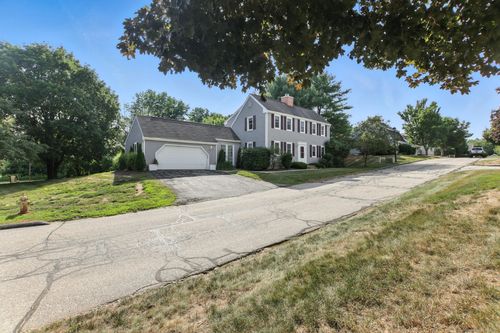 1-1 Heritage Sq, Mansfield Center, CT, 06250-1518 | Card Image