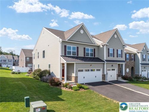 3973 Mink Rd, Emmaus, PA, 18049-5207 | Card Image