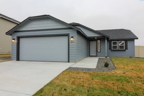 1452 8th St, Benton City, WA, 99320-5573 | Card Image