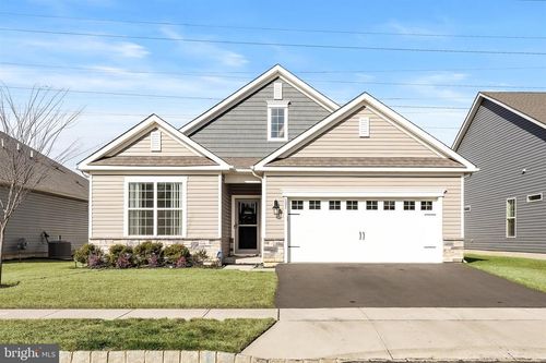 121 Congressional Ct, Moorestown, NJ, 08057-3737 | Card Image