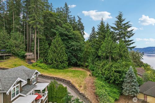 0 XXXX 205th Avenue Ne, Sammamish, WA, 98074 | Card Image