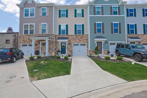 25 Wentworth Lane, Cincinnati, OH, 45236 | Card Image