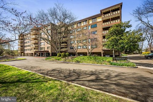 r43-200 Cross Keys Rd, BALTIMORE, MD, 21210-1555 | Card Image