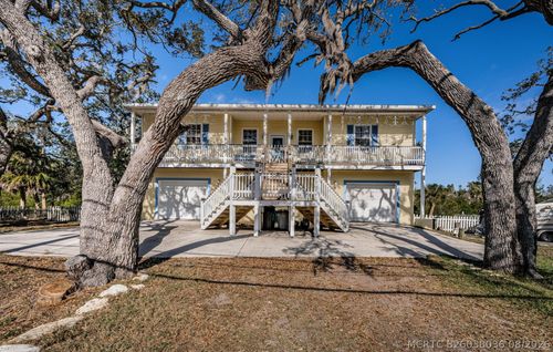 5127 Bay Blvd, PORT RICHEY, FL, 34668-6204 | Card Image