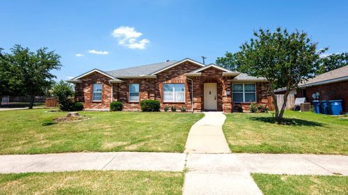 7218 Compass Point Dr, Rowlett, TX, 75089-5158 | Card Image
