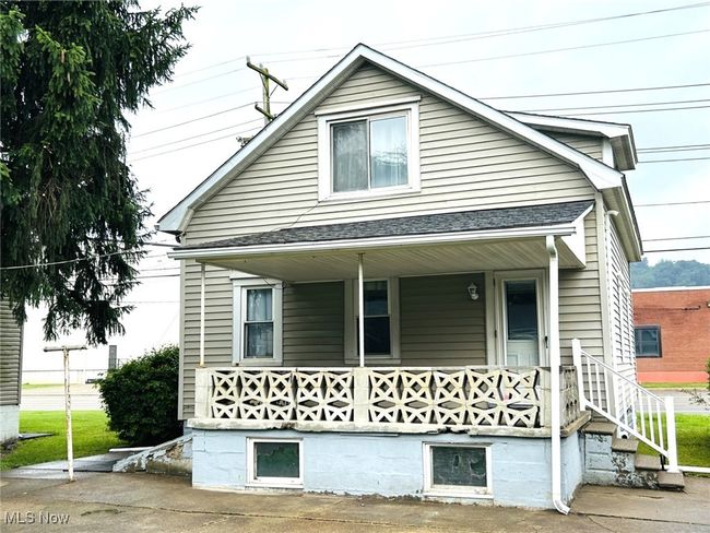 View of front of home featuring a porch | Image 16