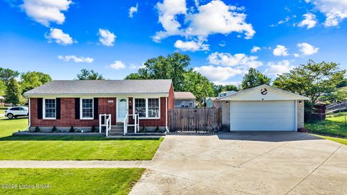 10211 Caven Ave, Louisville, KY, 40229-2645 | Card Image