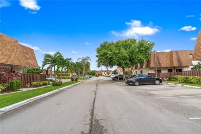 160 - 160 San Remo Blvd, Townhouse with 3 bedrooms, 2 bathrooms and null parking in North Lauderdale FL | Image 2