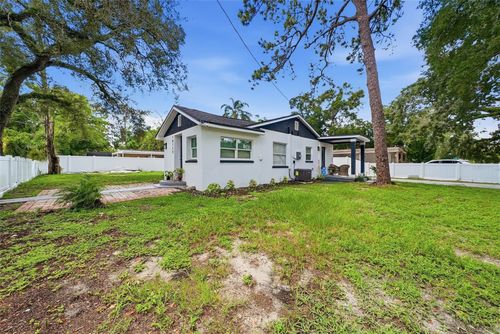 10124 N Hyacinth Ave, TAMPA, FL, 33612-6958 | Card Image