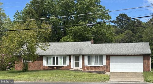 104 Cooper Rd, VOORHEES, NJ, 08043-4955 | Card Image