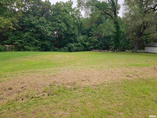 125 Canterbury Ct, East Peoria, IL, 61611-3025 | Card Image