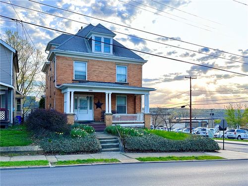 1102 E Washington St, New Castle, PA, 16101-4412 | Card Image