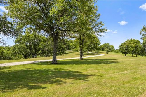 21985 Ks Highway 152, Lacygne, KS, 66040 | Card Image