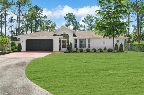 2610 6th Ave Ne, NAPLES, FL, 34120-4911 | Card Image