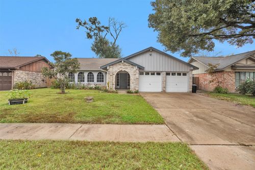 16327 Green Shade Dr, Houston, TX, 77090-4719 | Card Image