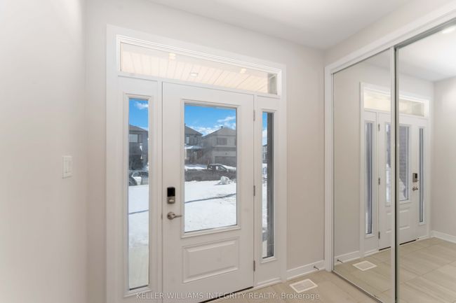 216 Conservancy Dr, House other with 4 bedrooms, 3 bathrooms and 2 parking in Ottawa ON | Image 4