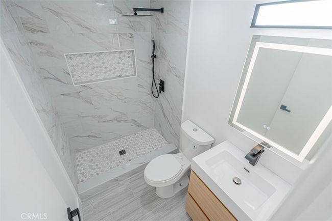 Downstairs bathroom | Image 29