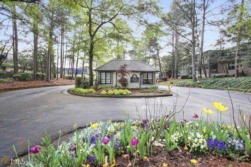 11 Cantey Pl Nw, Atlanta, GA, 30327-4008 | Card Image