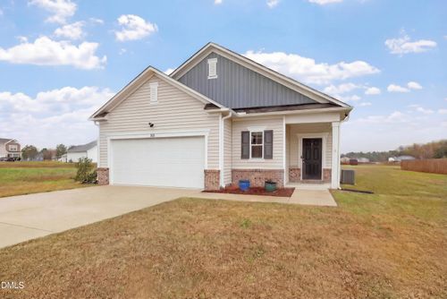 303 Kenison Way, Pikeville, NC, 27863-7714 | Card Image