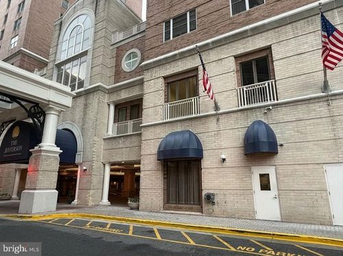 631-900 Taylor St N, ARLINGTON, VA, 22203 | Card Image