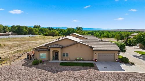 51 Aberdeen Blfs, Pueblo, CO, 81004-1066 | Card Image