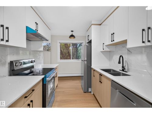 305-11907 81 St Nw, Edmonton, AB, T5B2S7 | Card Image