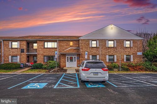 177 Woodstream Dr, West Norriton, PA, 19403-3772 | Card Image