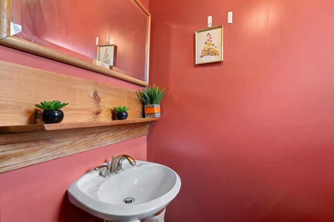 104 Juniper Ridge Rd, House other with 3 bedrooms, 4 bathrooms and null parking in Brattleboro VT | Image 12