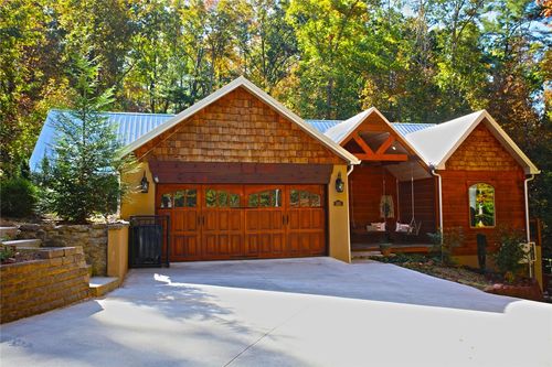 301 Cedar Creek Dr, Sunset, SC, 29685-1515 | Card Image