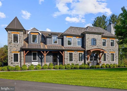 112 Dovecote Ln, Villanova, PA, 19085-1033 | Card Image