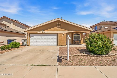 11500 Lucio Moreno Dr, El Paso, TX, 79934-3194 | Card Image