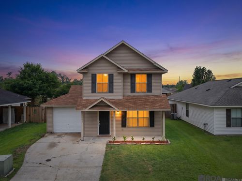 23551 Wellington Ave, Denham Springs, LA, 70726-6896 | Card Image