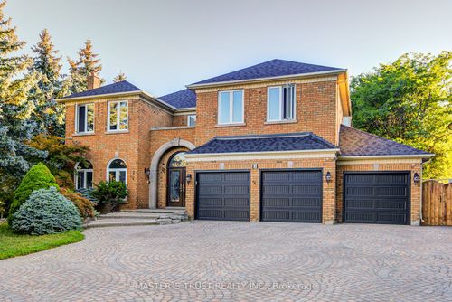 2 Lytton Blvd, Richmond Hill, ON, L4B3H2 | Card Image
