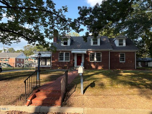 1302 Gold St N, Wilson, NC, 27893-2302 | Card Image