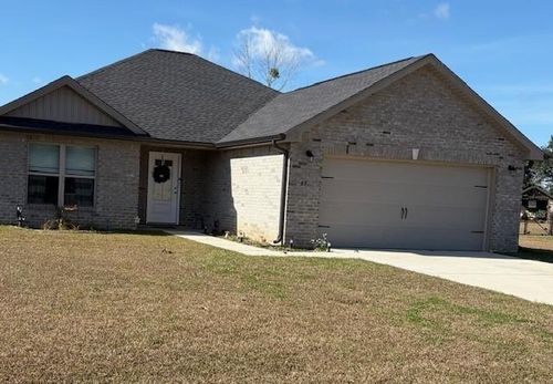 97 Hunters Trce, Picayune, MS, 39466-8273 | Card Image