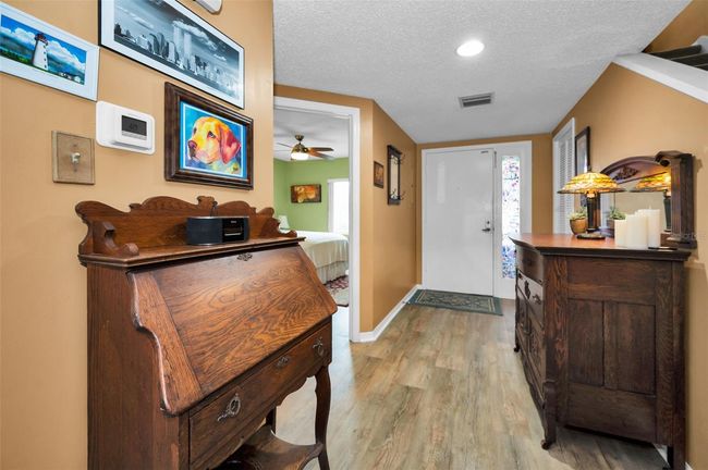 2353 Hanover Dr, Townhouse with 2 bedrooms, 2 bathrooms and null parking in DUNEDIN FL | Image 16